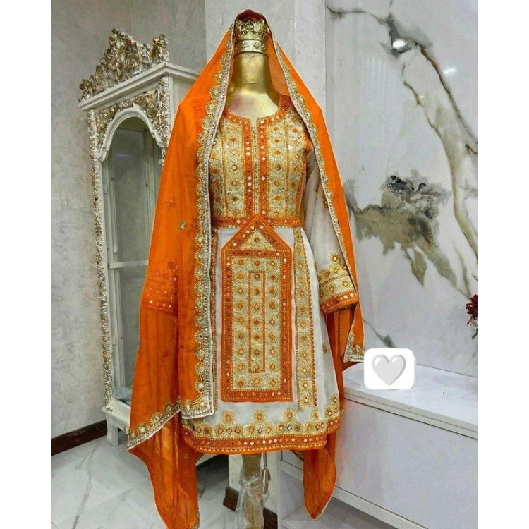 لباس بلوچی سوزنی 5و نیمی کشمیری